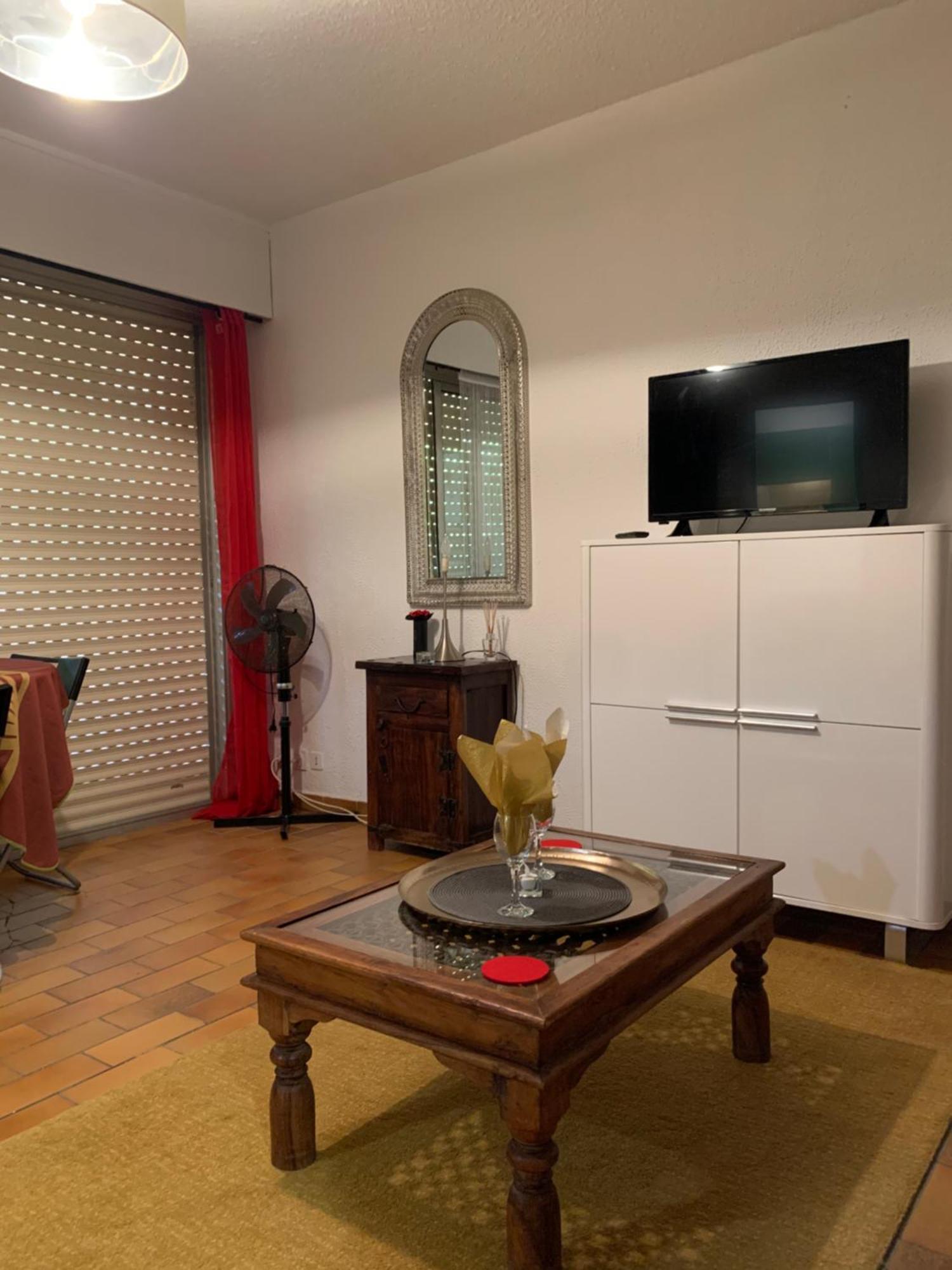 Studio Azur Six-Fours-les-Plages Exteriör bild