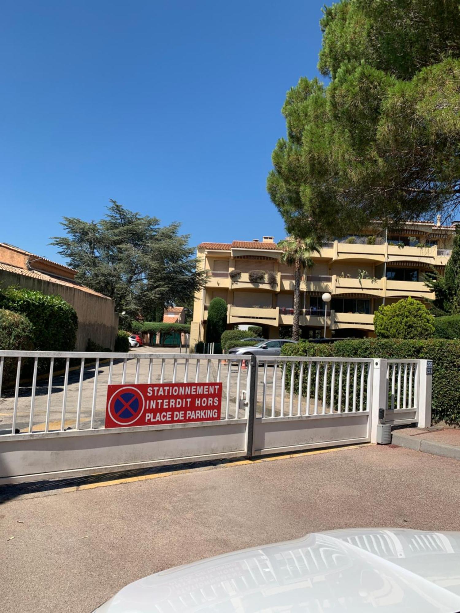 Studio Azur Six-Fours-les-Plages Exteriör bild